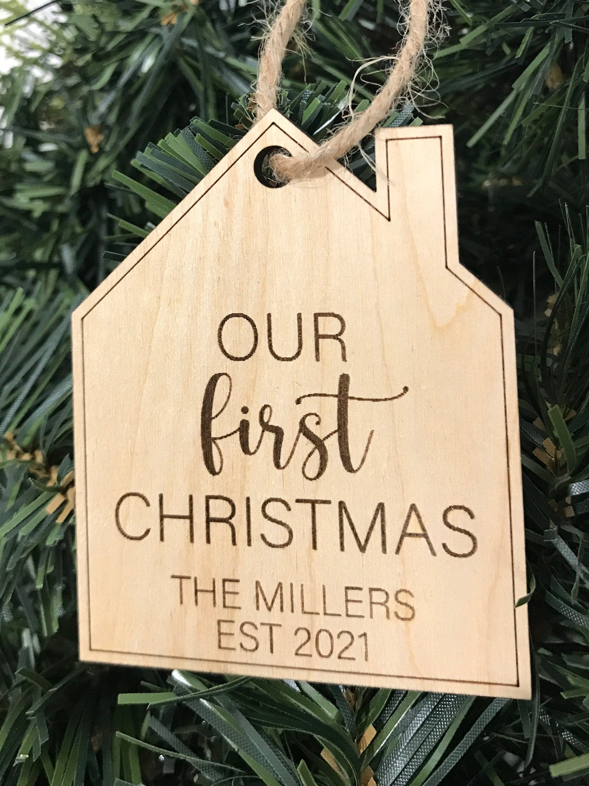 personalized name and date housewarming gift ideas for real estate agents