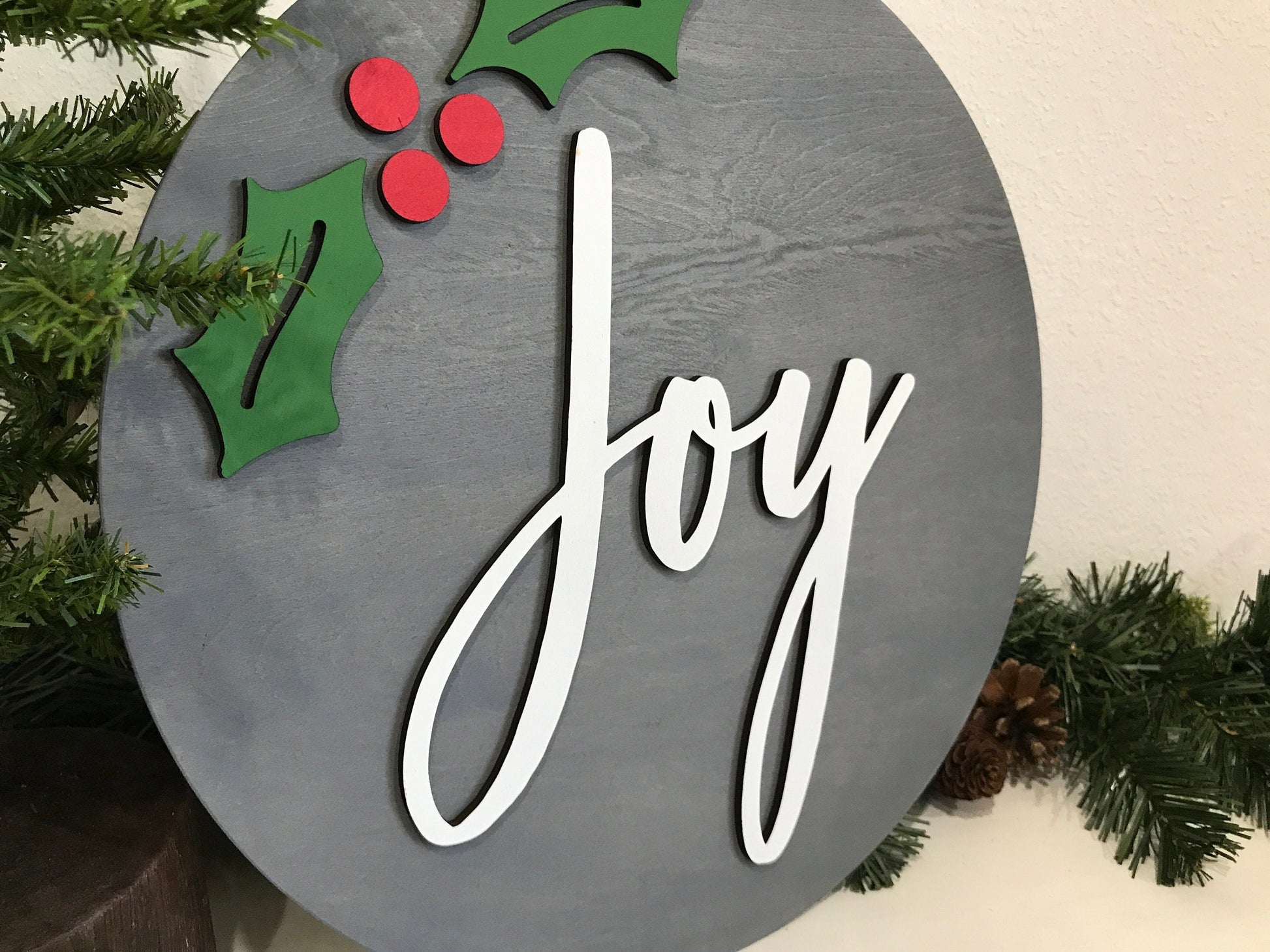holly leaf joy sign