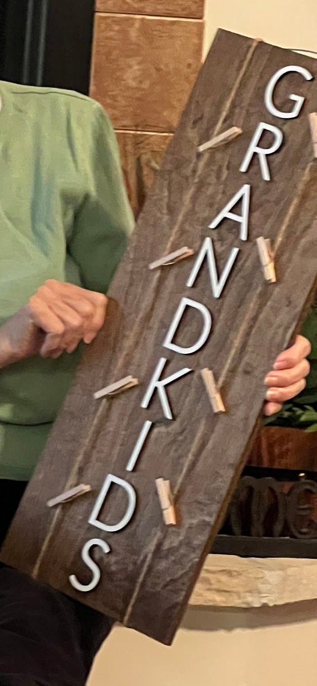3D Grandkids photo holder sign, wood signs for grandparents, rustic home decor for nana, Mother's Day Gift for Grandma picture display
