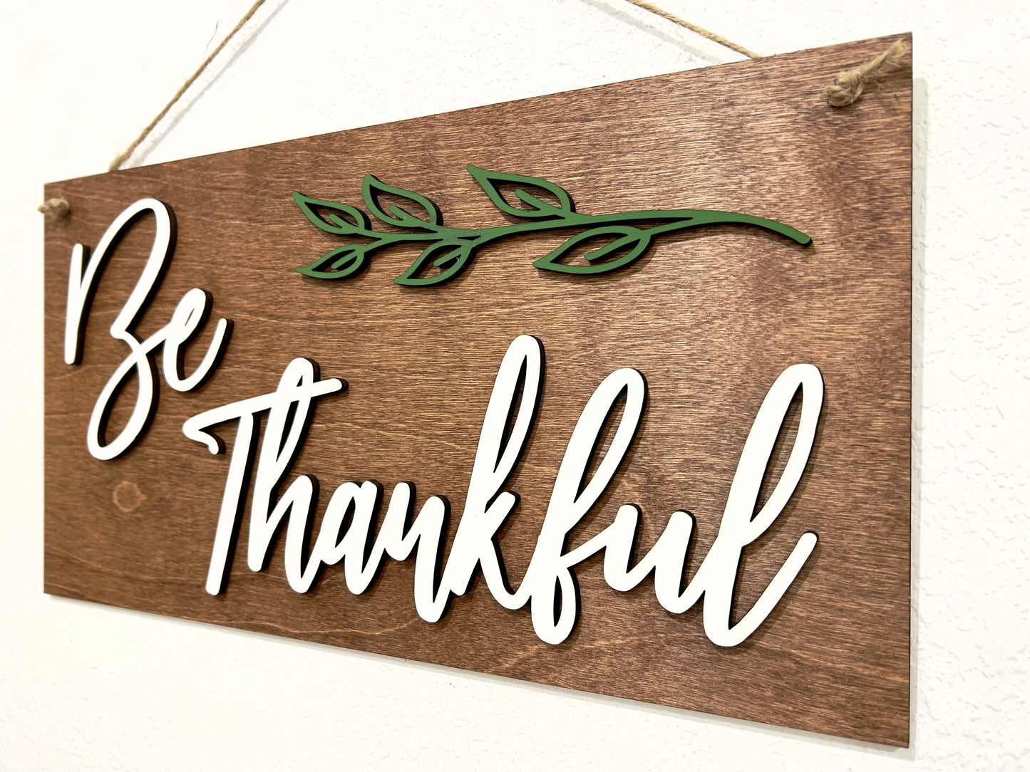 be thankful sign - autumn home decor - Celebrating Together