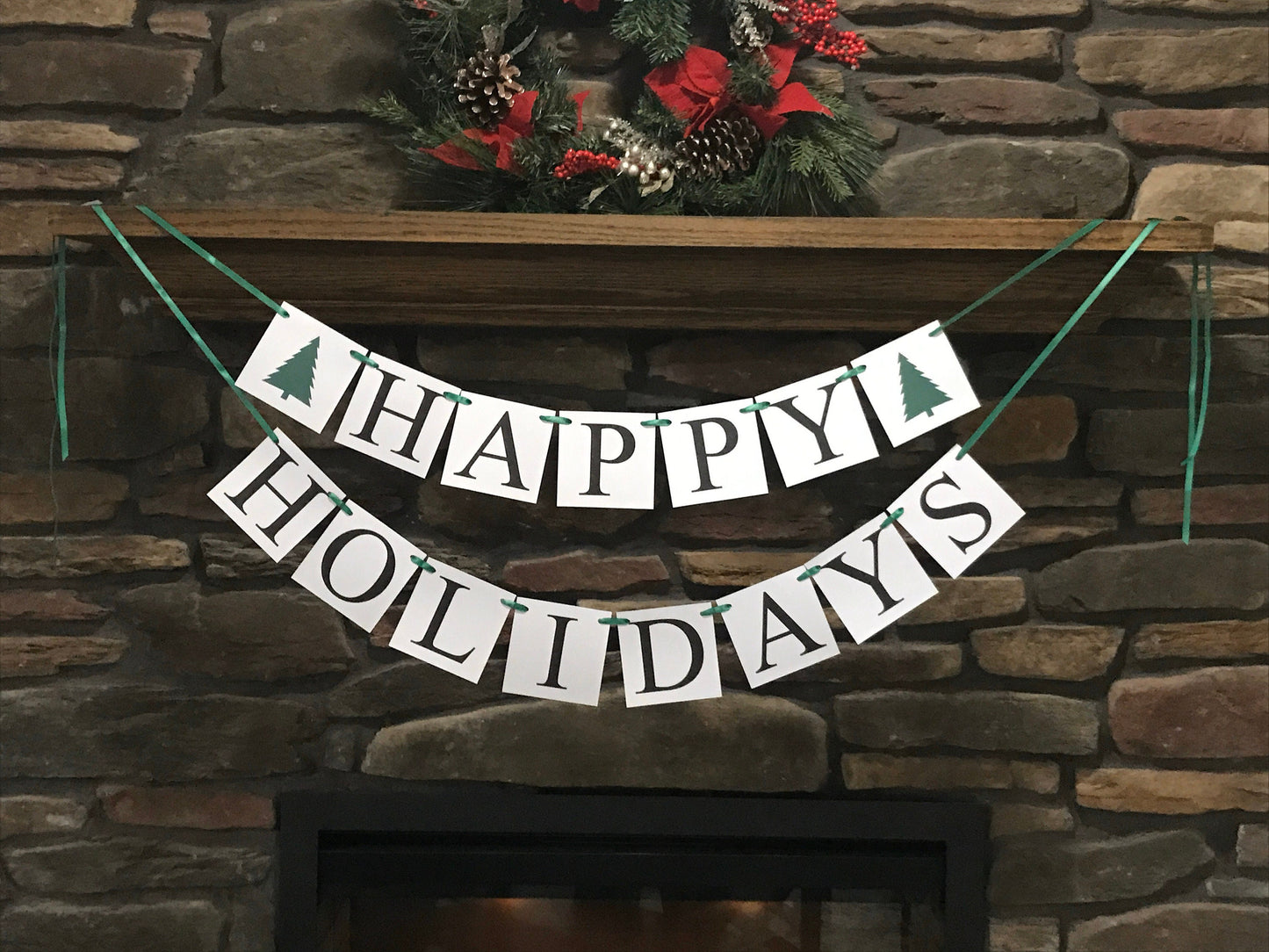 Happy Holidays Banner - Evergreen Tree