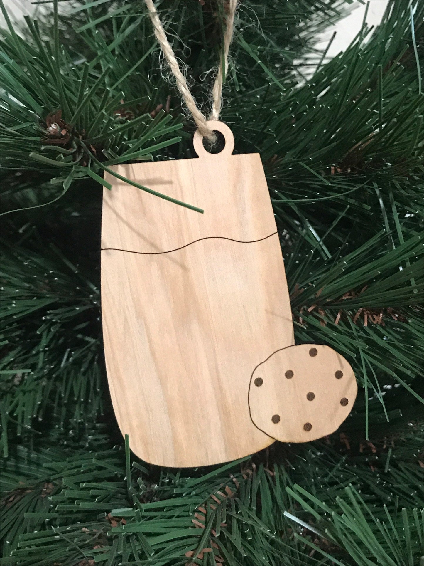 milk & cookies ornament