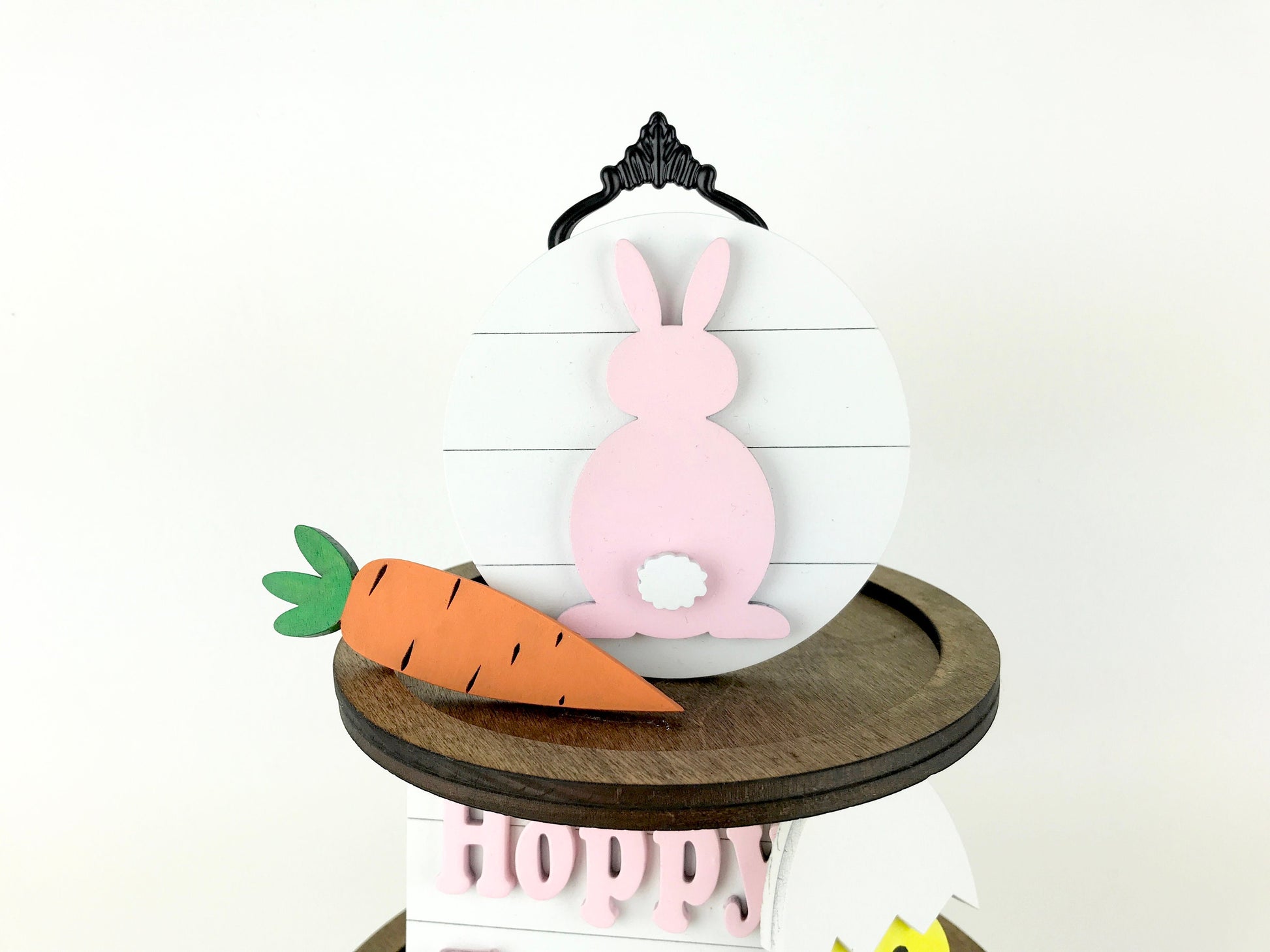 shiplap bunny mini sign and carrot