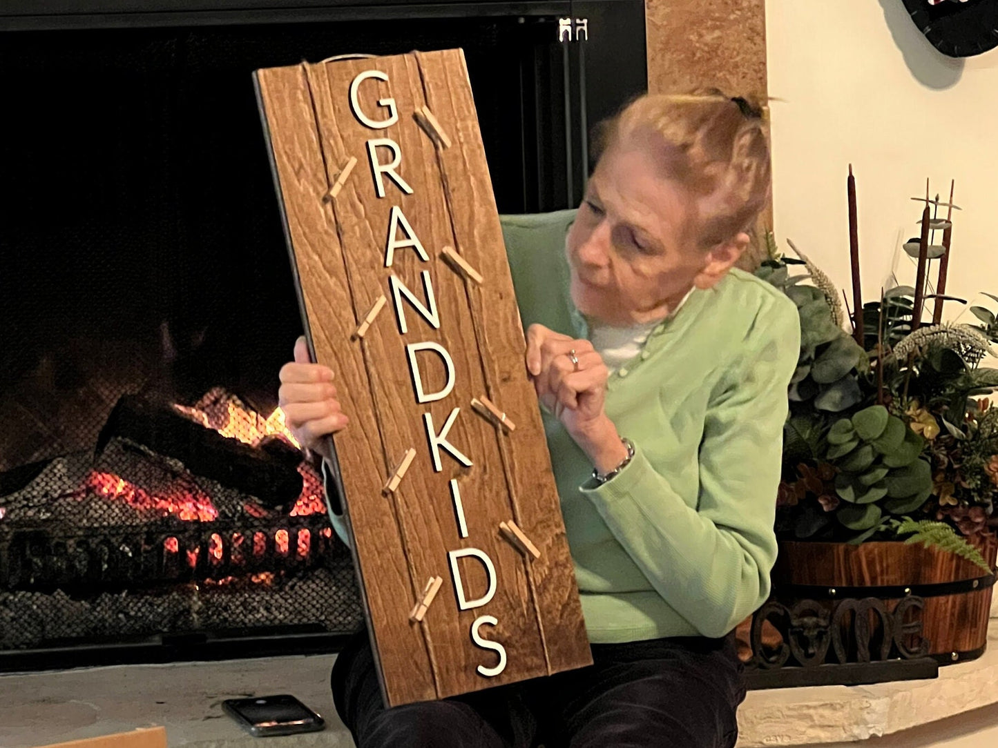 3D Grandkids photo holder sign, wood signs for grandparents, rustic home decor for nana, Mother's Day Gift for Grandma picture display