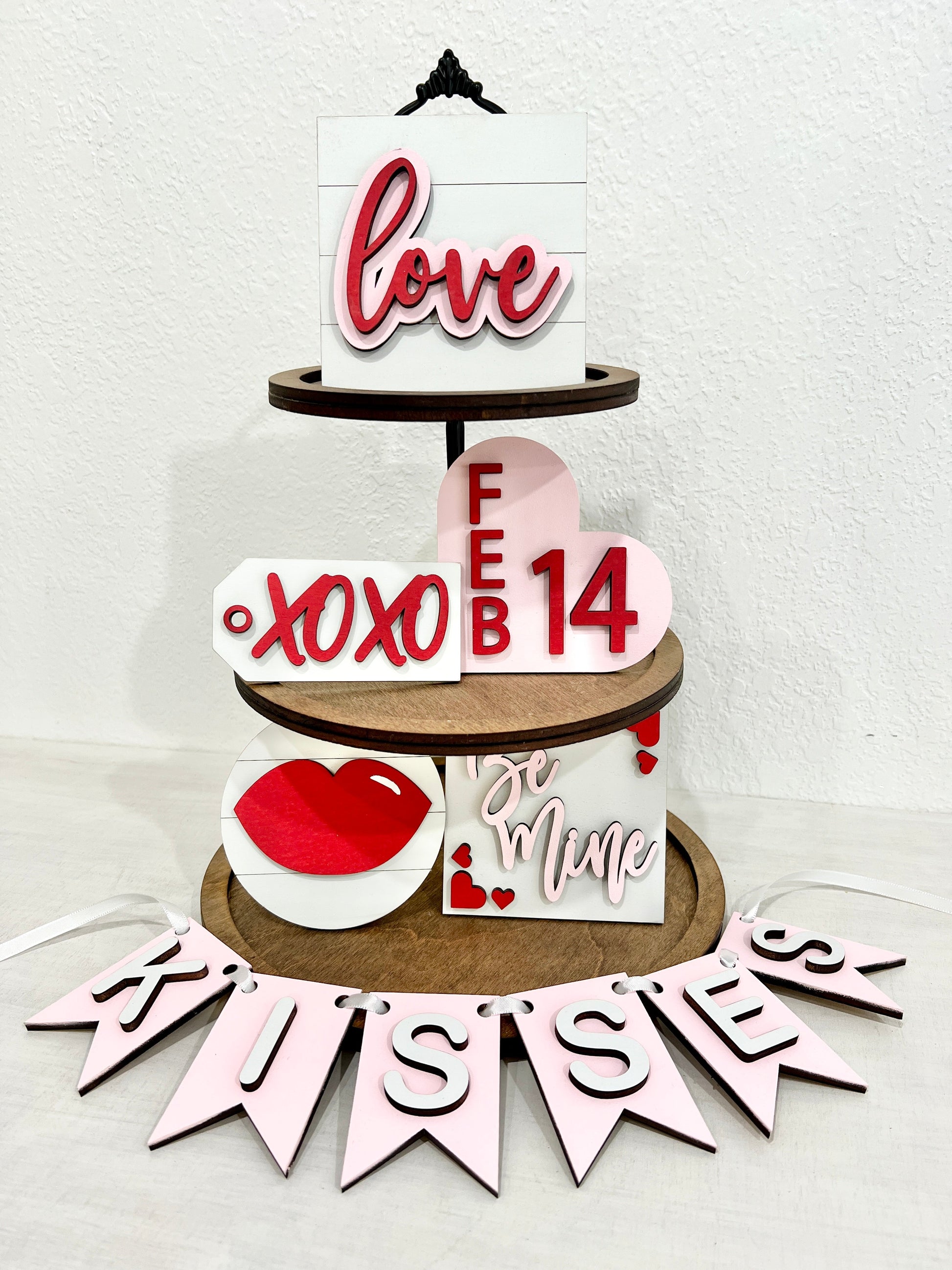 love xoxo feb 14 heart lips be mine kisses banner tiered tray sign bundle